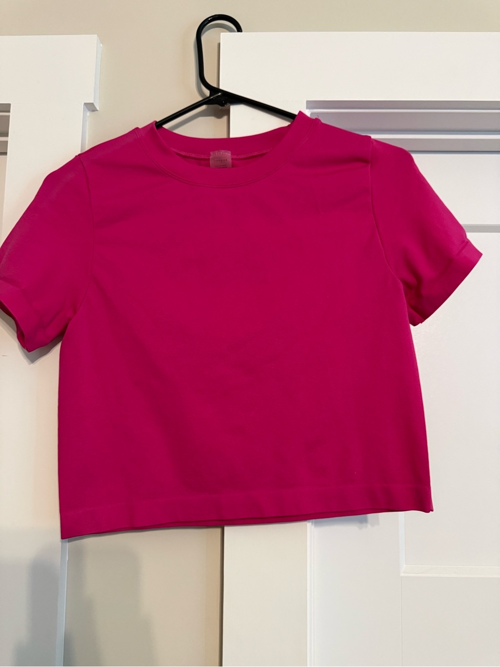 Women's Short Sleeve Crop Top - Fuchsia Pink